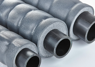 Heat insulation of industrial devices including: pipes, fittings and containers